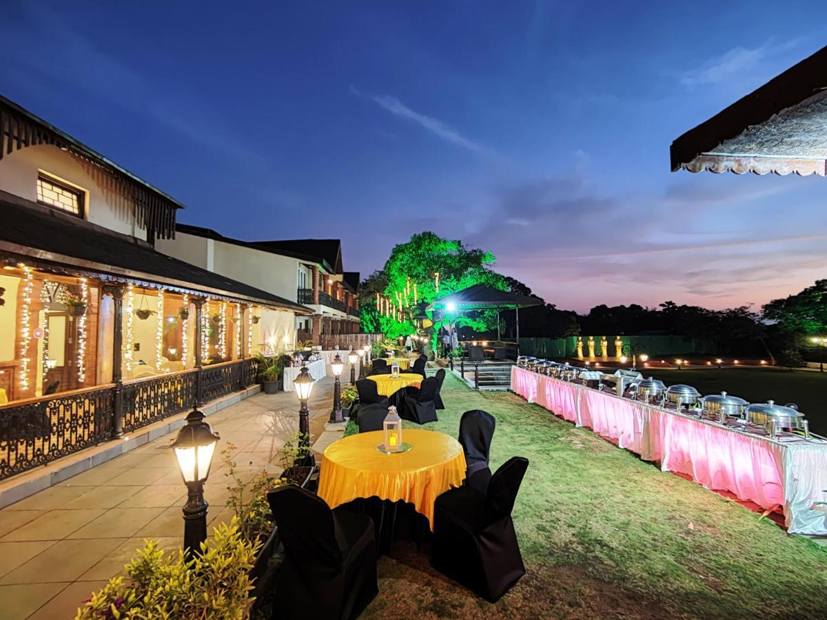 Regenta Mpg Club Mahabaleshwar Otel Dış mekan fotoğraf