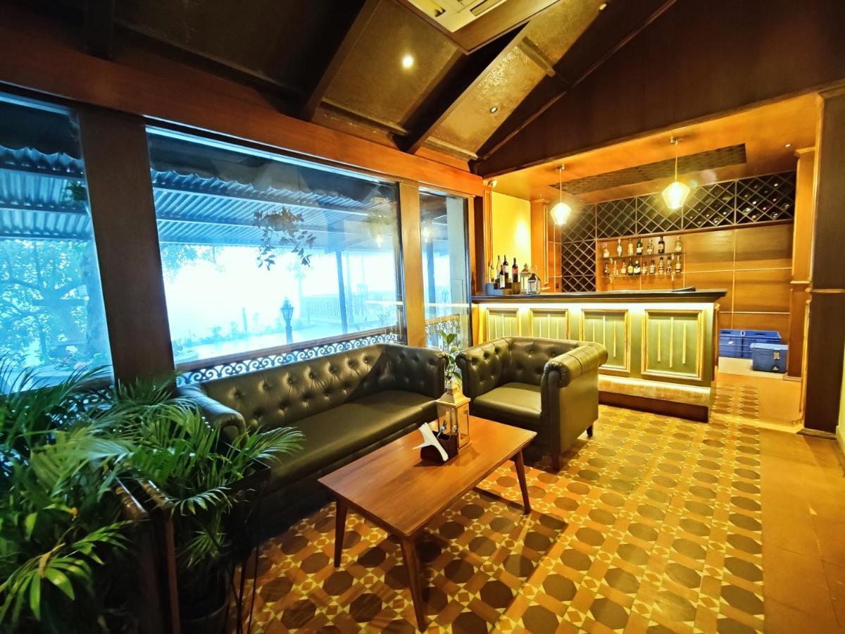 Regenta Mpg Club Mahabaleshwar Otel Dış mekan fotoğraf
