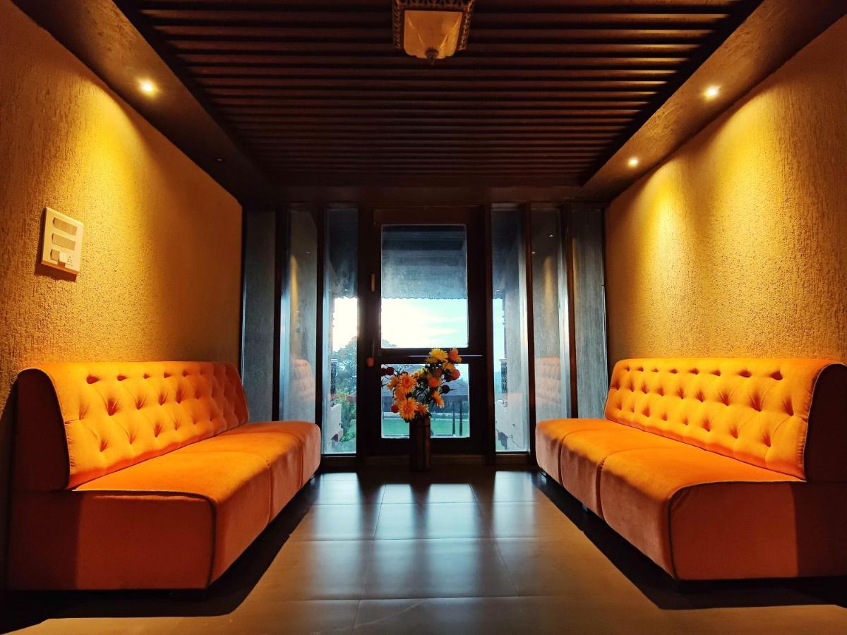 Regenta Mpg Club Mahabaleshwar Otel Dış mekan fotoğraf