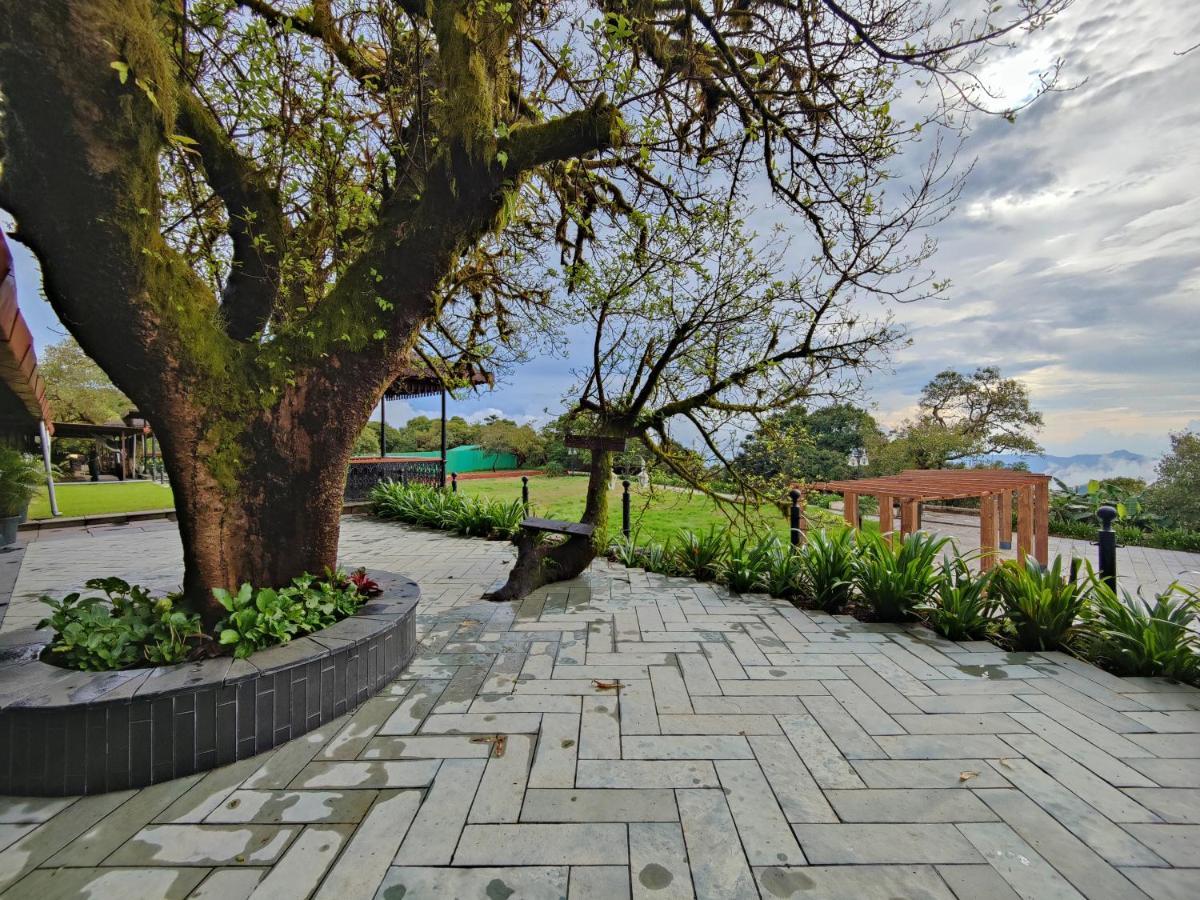 Regenta Mpg Club Mahabaleshwar Otel Dış mekan fotoğraf