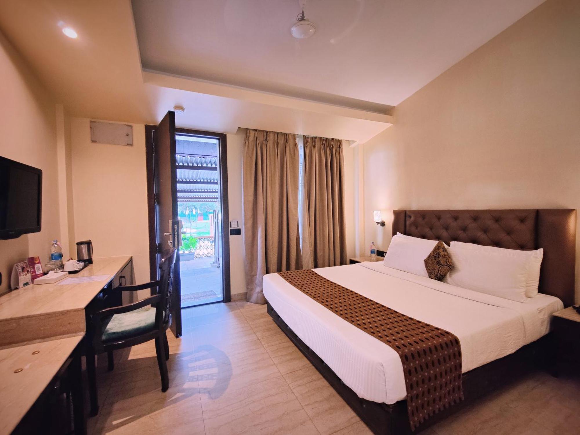 Regenta Mpg Club Mahabaleshwar Otel Dış mekan fotoğraf